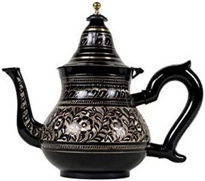 Marrakesch Orient & Mediterran Interior Teekanne »Marokkanische Teekanne aus Messing Baidar Schwarz-Goldfarbig mit Sieb und Kunststoffgriff, Orientalische Kanne mit Deckel, Traditionelle Messing