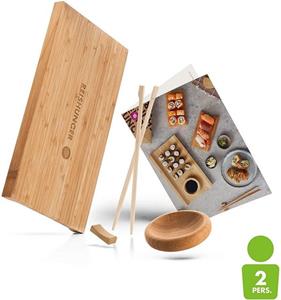 Reishunger Geschirr-Set » Sushi Servier Set« (16-tlg), Bambus, Für 4 Personen - Pro Person ein Servierbrettchen, edle Essstäbchen, Sushi Saucenschale und Stäbchenb