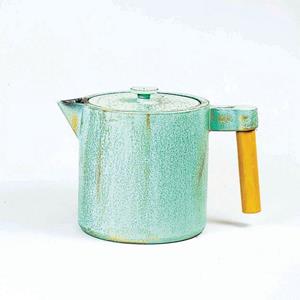 Smaajette Teekanne »Chiisana«, 0.9 l, aus Gusseisen handgefertigt im Sandgussverfahren, innen emailliert