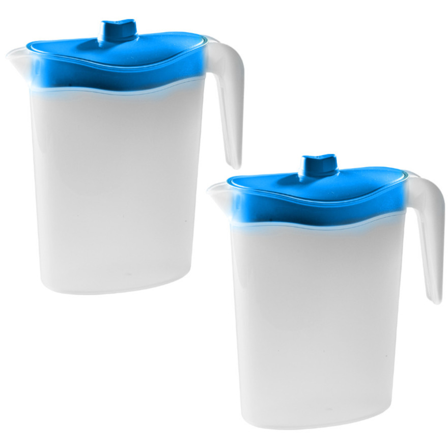 Hega Hogar 2x Waterkannen/sapkannen met blauwe deksel 1,5 liter kunststof -
