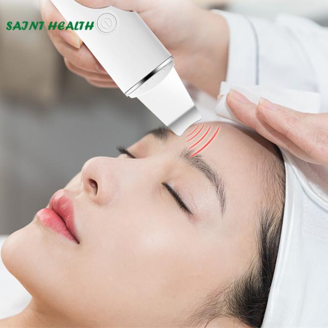 Saint Health Oplaadbare ultrasone gezichtshuid scrubber Gezichtsreiniger Peeling Trillingen Mee-eter verwijderen Exfoliërende poriënreiniger Gereedschap wit