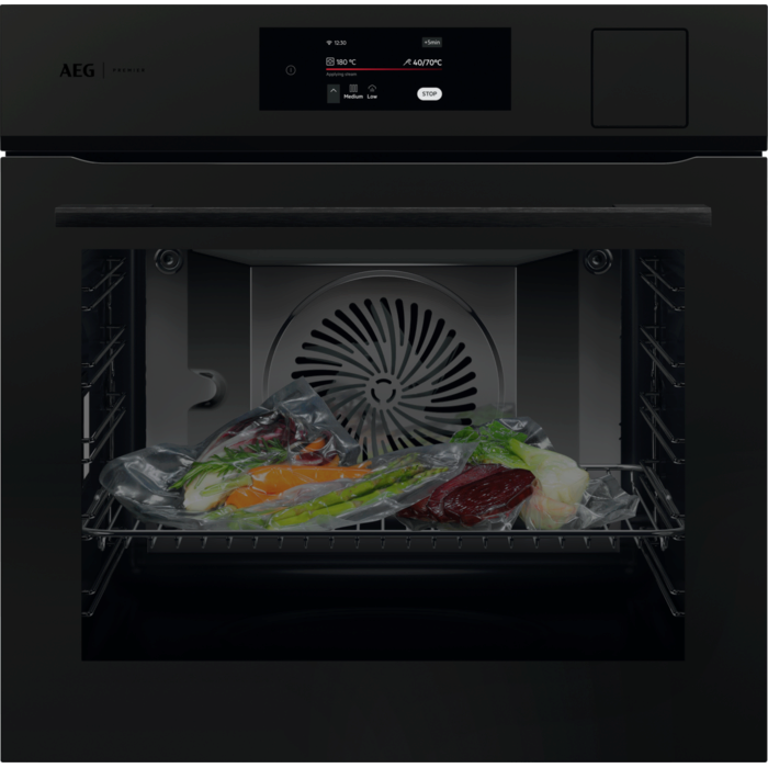 AEG 8000 MealAssist met SteamPro Combi hetelucht- en stoomoven BS7900T
