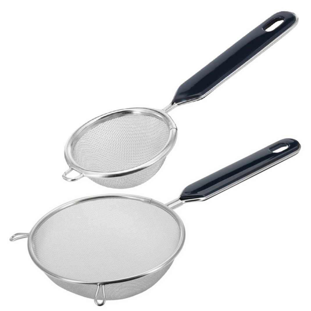 Westmark Keuken vergieten - 2x stuks - met handvat - zwart/zilver - rvs - D10 en D7 cm - theezeefjes -