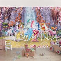 Bilderwelten Kindertapete - Mia and Me - Mia und Onchao mit den Einhörnern von Centopia - Vlies Fototapete Breit Größe HxB: 190cm x 288cm