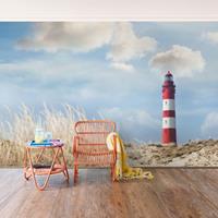 Bilderwelten Fototapete Strand - Leuchtturm in den Dünen - Vliestapete Breit Größe HxB: 255cm x 384cm