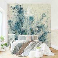 Bilderwelten Fototapete - Blaue Frühlingswiese I - Fototapete Quadrat Größe HxB: 240cm x 240cm