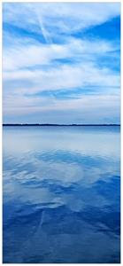 Wallario Türtapete »Blaue Meeresbucht in Italien mit Spiegelung im Wasser«, glatt, ohne Struktur