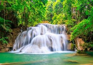 Wallarena Fototapete »Wasserfall Wald Natur Landschaft Vlies Tapete für Wohnzimmer oder Schlafzimmer Vliestapete Wandtapete Motivtapete«, Glatt, Wasserfall, Vliestapete inklusive Klei