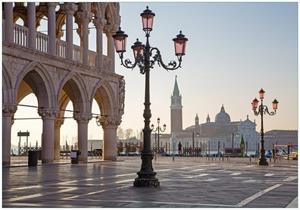 Wallario Vliestapete »Venedig - Dogenpalast, Markusplatz und die Kirche San Giorgio Maggiore II«, Seidenmatte Oberfläche, hochwertiger Digitaldruck, in verschiedenen Größen
