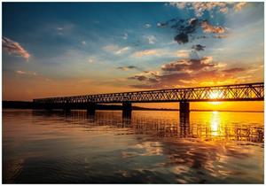 Wallario Vliestapete »Brücke bei Sonnenuntergang«, Seidenmatte Oberfläche, hochwertiger Digitaldruck, in verschiedenen Größen erhältlich