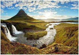 Wallario Vliestapete »Island Panorama Fluss Berge und blauer Himmel«, Seidenmatte Oberfläche, hochwertiger Digitaldruck, in verschiedenen Größen erhältlich
