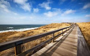 KUNSTLOFT Vliestapete »Sylt Runway«, lichtbeständige Design Tapete