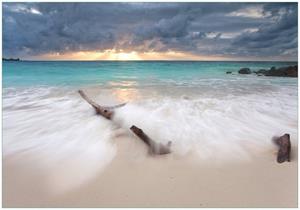 Wallario Vliestapete »Wellen am Strand bei Sonnenuntergang«, Seidenmatte Oberfläche, hochwertiger Digitaldruck, in verschiedenen Größen erhältlich