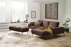 W.Schillig Ecksofa run, mit elegantem Holzsockel, Füße in Bronze pulverbeschichtet, Breite 299 cm