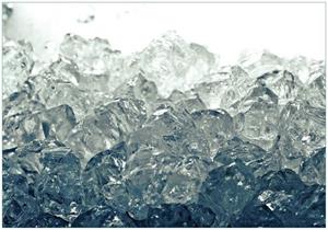 Wallario Vliestapete »Leuchtendes Eis in blau-grau«, Seidenmatte Oberfläche, hochwertiger Digitaldruck, in verschiedenen Größen erhältlich