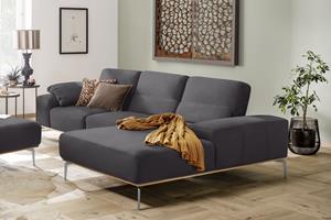 W.Schillig Ecksofa run, mit elegantem Holzsockel, Füße in Chrom glänzend, Breite 299 cm