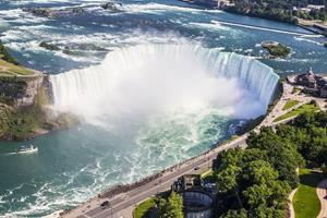 Meberg Fototapete, Wasser, Fototapete Atemberaubender Wasserfall Wandbild Vliestapete Motiv 200x300 cm Niagara Wasser Natur