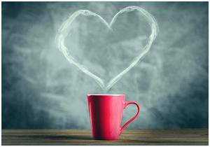 Wallario Vliestapete »Tasse mit Kaffee - herzförmiger Dampf«, Seidenmatte Oberfläche, hochwertiger Digitaldruck, in verschiedenen Größen erhältlich