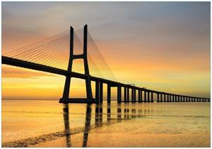 Wallario Vliestapete »Vasco da Gama Brücke«, Seidenmatte Oberfläche, hochwertiger Digitaldruck, in verschiedenen Größen erhältlich