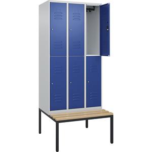 C+P Kledingkast Classic PLUS met twee verdiepingen en zitbank, 3 compartimenten, lichtgrijs / gentiaanblauw, b = 900 mm, cilinderslot, ondergebouwd, beuken-hardhout