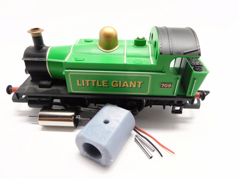 Crazytoys micromotor 0T007 motor ombouwset voor Hornby 0-4-0, Caledonian Railway 264, Class 0F, Class 06, GWR 101, SR 0-4-0T, SR 0-4-0T industrial, Thomas the train