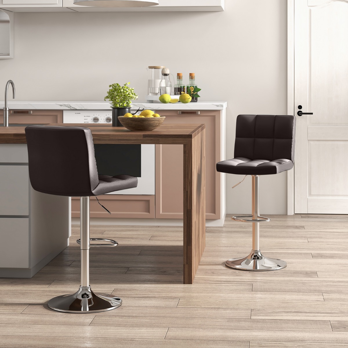 Costway Set van 2 Barkrukken Barstoelen met Verstelbare Hoogte 360° Draaibare Zitting Voetsteun en Antislip Metalen Onderstel Bruin
