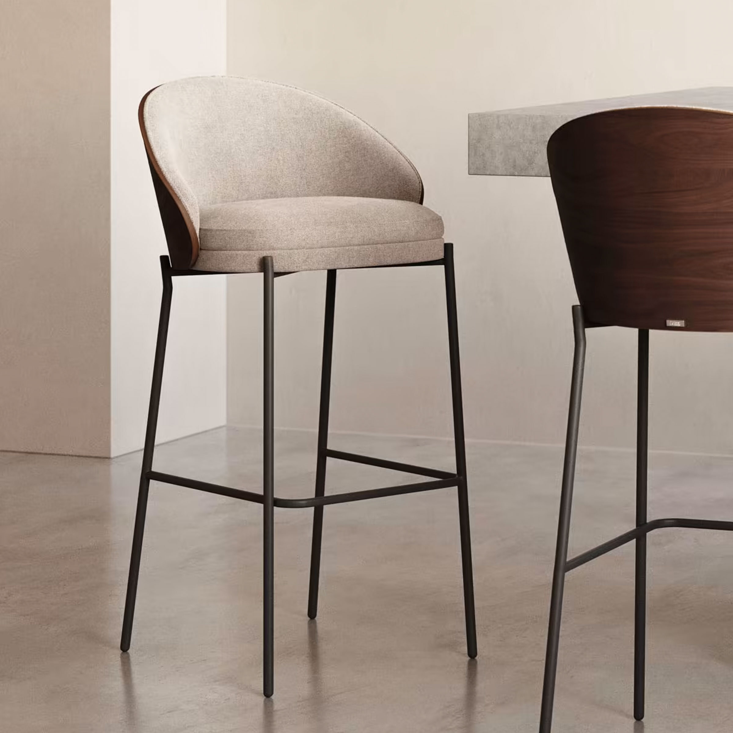 Kave Home Barkruk Eamy Essenhout - Lichtbruin (zithoogte 77cm)