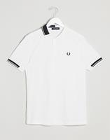 fredperry Fred Perry - Poloshirt met contrasterende biezen in wit