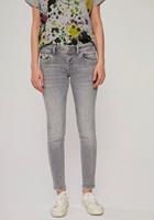 LTB Slim-fit-Jeans »SENTA« mit langem, schmalem Beinverlauf, niedriger Leibhöhe mit Stretch-Anteil und Leder-Patch