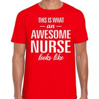 Bellatio Awesome Nurse - geweldige verpleeger cadeau t-shirt Rood