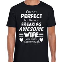 Bellatio Freaking awesome Wife / geweldige vrouw cadeau t-shirt Zwart
