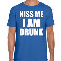 Bellatio Fun t-shirt - kiss me I am drunk - Blauw