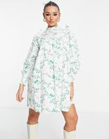 Envii Aangerimpelde mini-jurk met lange mouwen en ruches in vossenprint-Groen