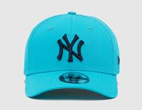 New Era New York Yankees League Essential 9FORTY Strap Cap