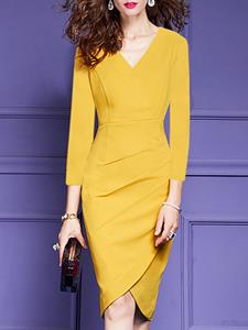BERRYLOOK V-neck Pleated Solid Color Elegant Dress