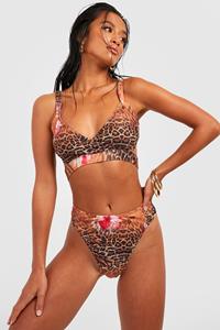 Boohoo Petite Tropische Luipaardprint Bikini Top, Natural