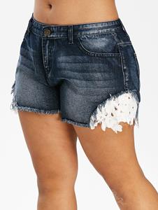 Rosegal Plus Size Contrast Lace Frayed Denim Shorts