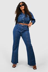 Boohoo Plus Flared Mid Rise Jeans Met Naaddetail, Denim-Blue