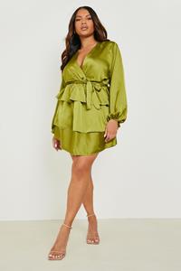 Boohoo Plus Satijnen Skater Jurk Met Ruches En Korte Mouwen, Chartreuse