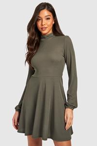 Boohoo Basic Geribbelde Skater Jurk Met Hoge Hals, Khaki