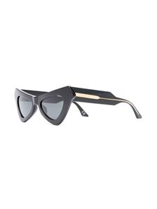 Marni Eyewear Fairy Pool zonnebril met driehoekig montuur - Zwart