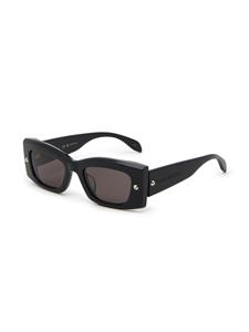 Alexander McQueen Eyewear Spike Studs zonnebril met rechthoekig montuur - Zwart