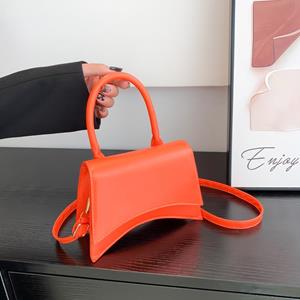 Yogodlns Fashion Bag Women Spring New Trend Fashion Shoulder Bag Simple Casual Bag Crossbody Bag Retro Underarm Bag