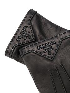 Prada Handschoenen met logoplakkaat - Zwart