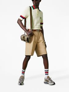 Gucci Bermuda shorts met geborduurd logo - Beige