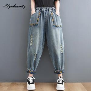 Alyaboomty Korean Style Spring Autumn Women Plus Size Jeans High Waist Ripped Holes Casual Loose Jeans Vintage Floral Embroidery Pockets Denim Trousers