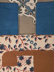STORY mfg. Sjaal met patchwork - Blauw