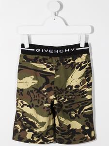 Givenchy Kids Trainingsshorts met camouflageprint - Groen