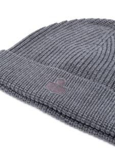 ISABEL MARANT logo-embroidered ribbed-knit beanie - Grijs