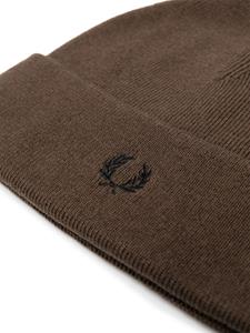 Fred Perry logo-embroidered turn up-brim beanie - Bruin